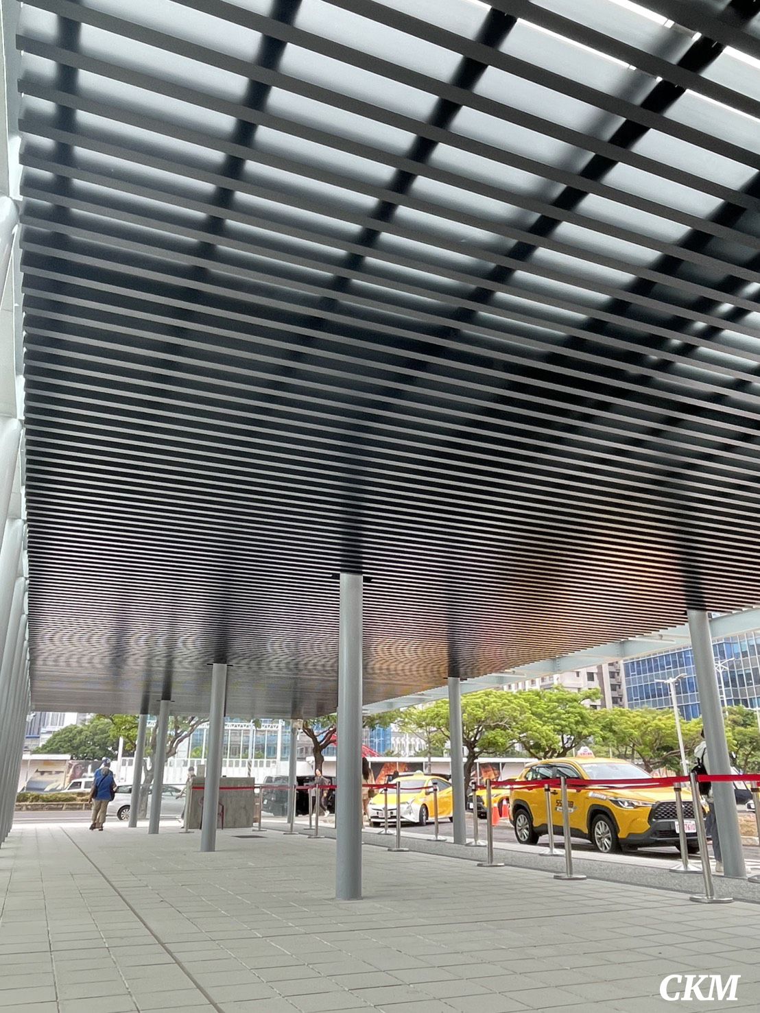  新竹高鐵站外廊